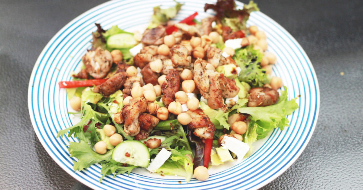 Herbed chicken and chickpea salad • Heart Research Institute UK
