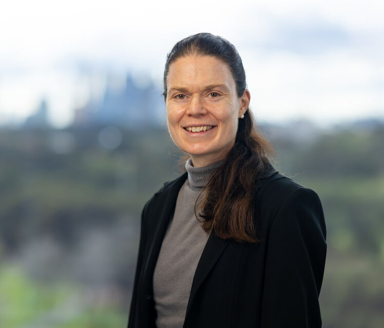 Prof Julie Mc Mullen