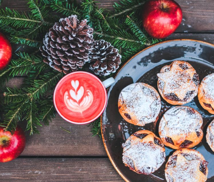 Christmas toa heftiba f W3ix G Xy MI0 unsplash